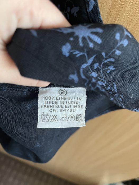 Granatowa lniana bluzka