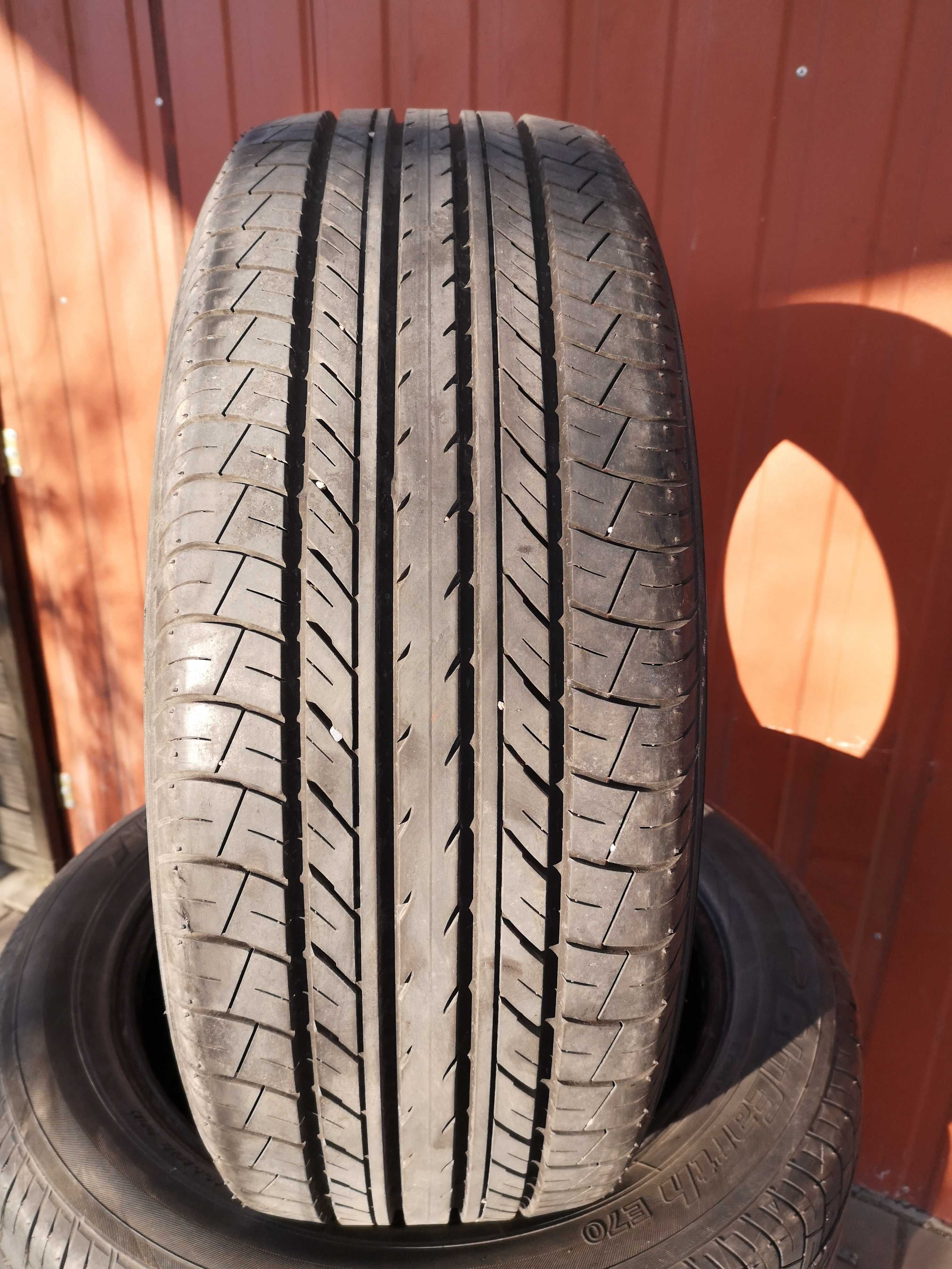 225/55 R18 98H - Yokohama BluEarth E70BZ (2 sztuki)