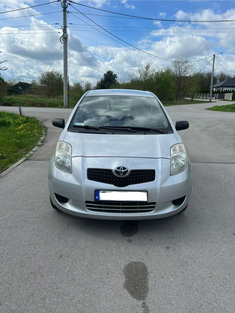 Toyota Yaris*2007r*1.3b*klima*wspomaganie*czujniki parkowania*