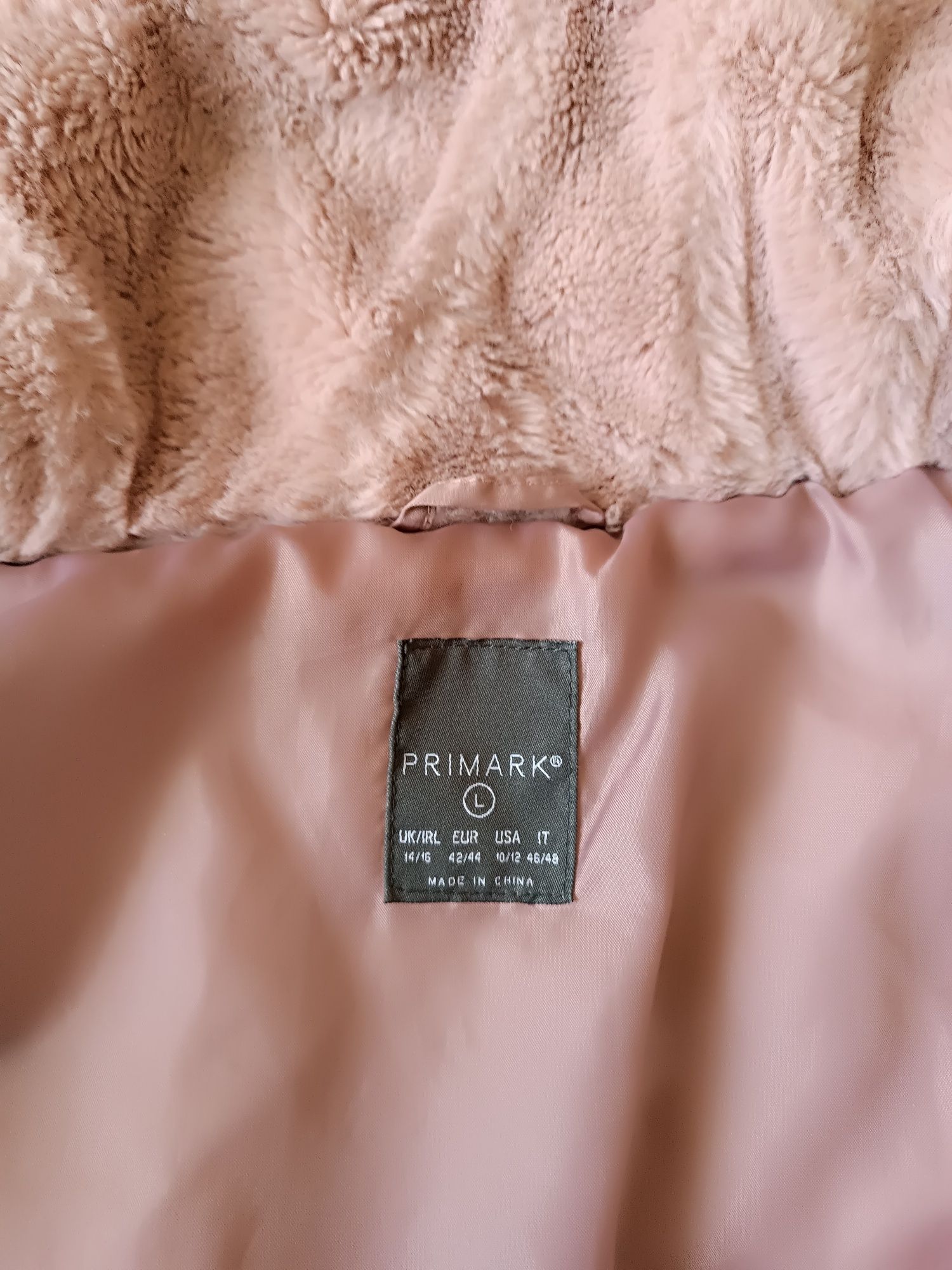 Жіноча куртка Primark розмір L