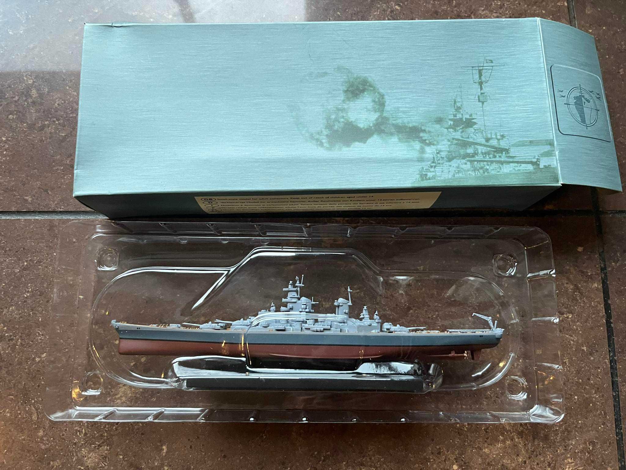 Okręt statek USS Missouri model Deagostini