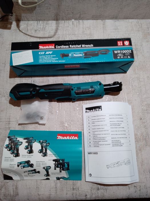 Makita WR100DZ. Угловой аккумуляторный гайковёрт.