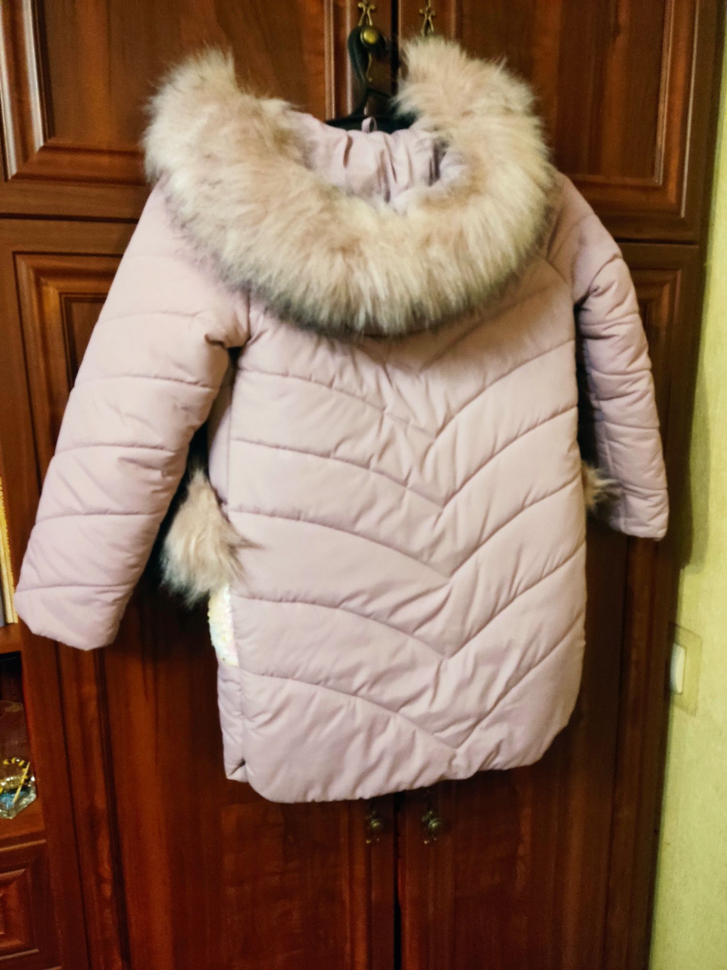 Зимова куртка-пальто на дівчинку ріст 140 см