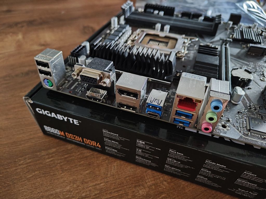 Płyta główna GIGABYTE B660M DS3H DDR4
