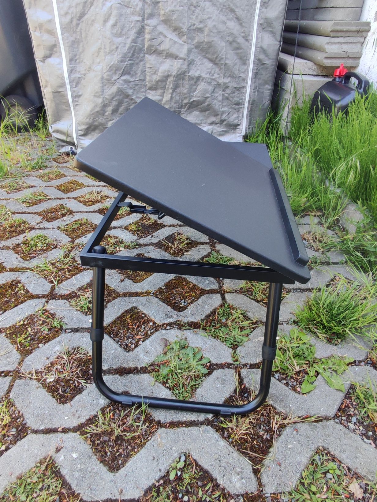 Stolik podstawa regulowana do laptopa.