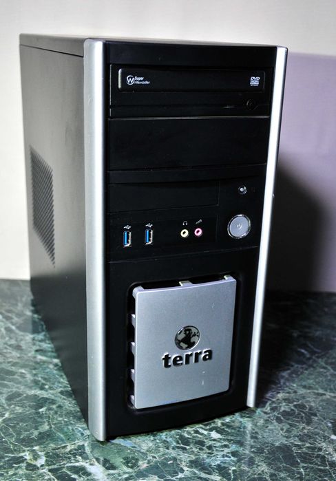 Komputer Do Gier Core i5 RX  CS2 200FPS  Fortnite GTA V Wiedzmin3