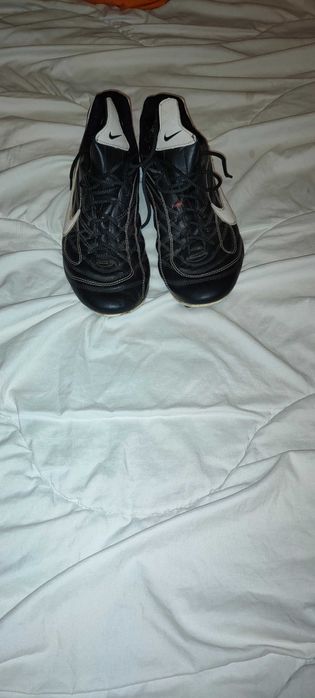 Бутсы кожаные Nike