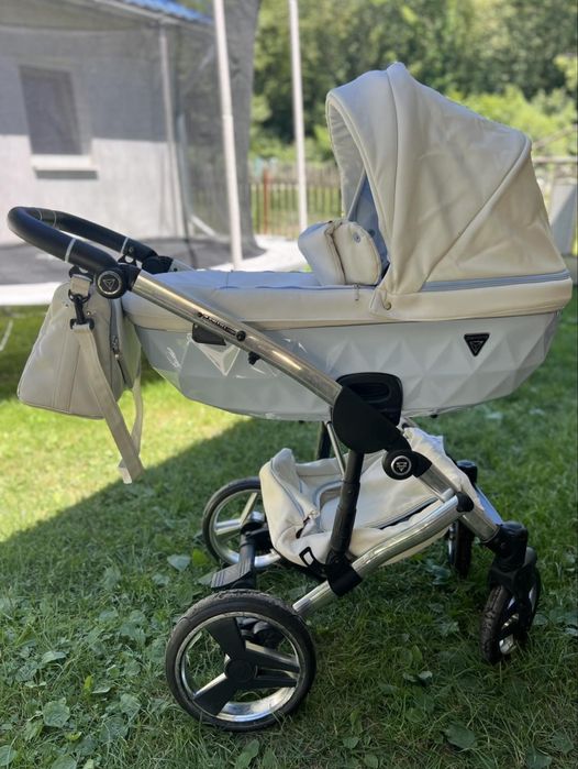 Коляска Junama Diamond 2 в 1