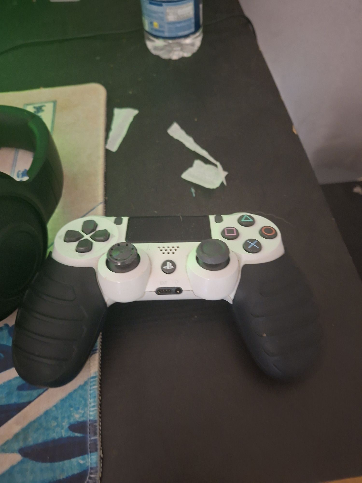 Vendo ps4, volante e portátil acer