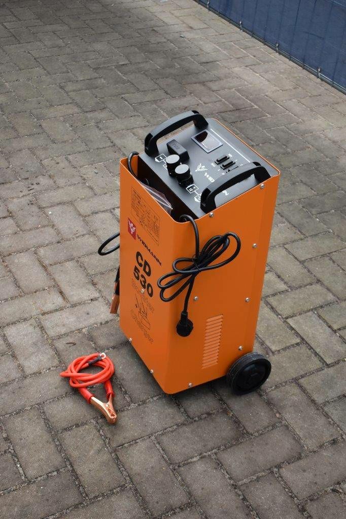 Booster Carregador de Baterias 12v e 24v KM/CDR-530