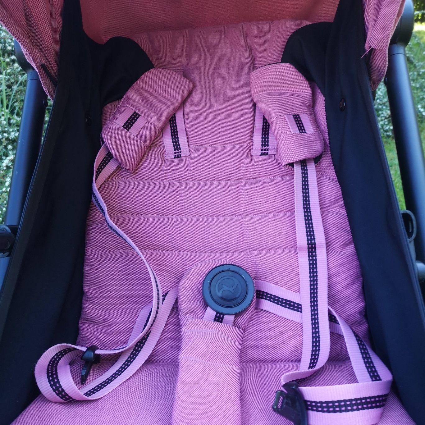 Wózek spacerówka Cybex model EEZY S+2.