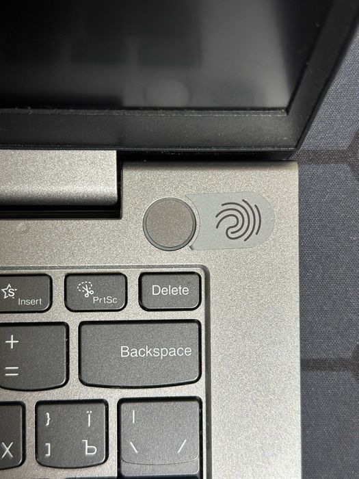 Ноутбук Lenovo ThinkBook 14 / 256 GB / Intel Core i5-1135G7 /
