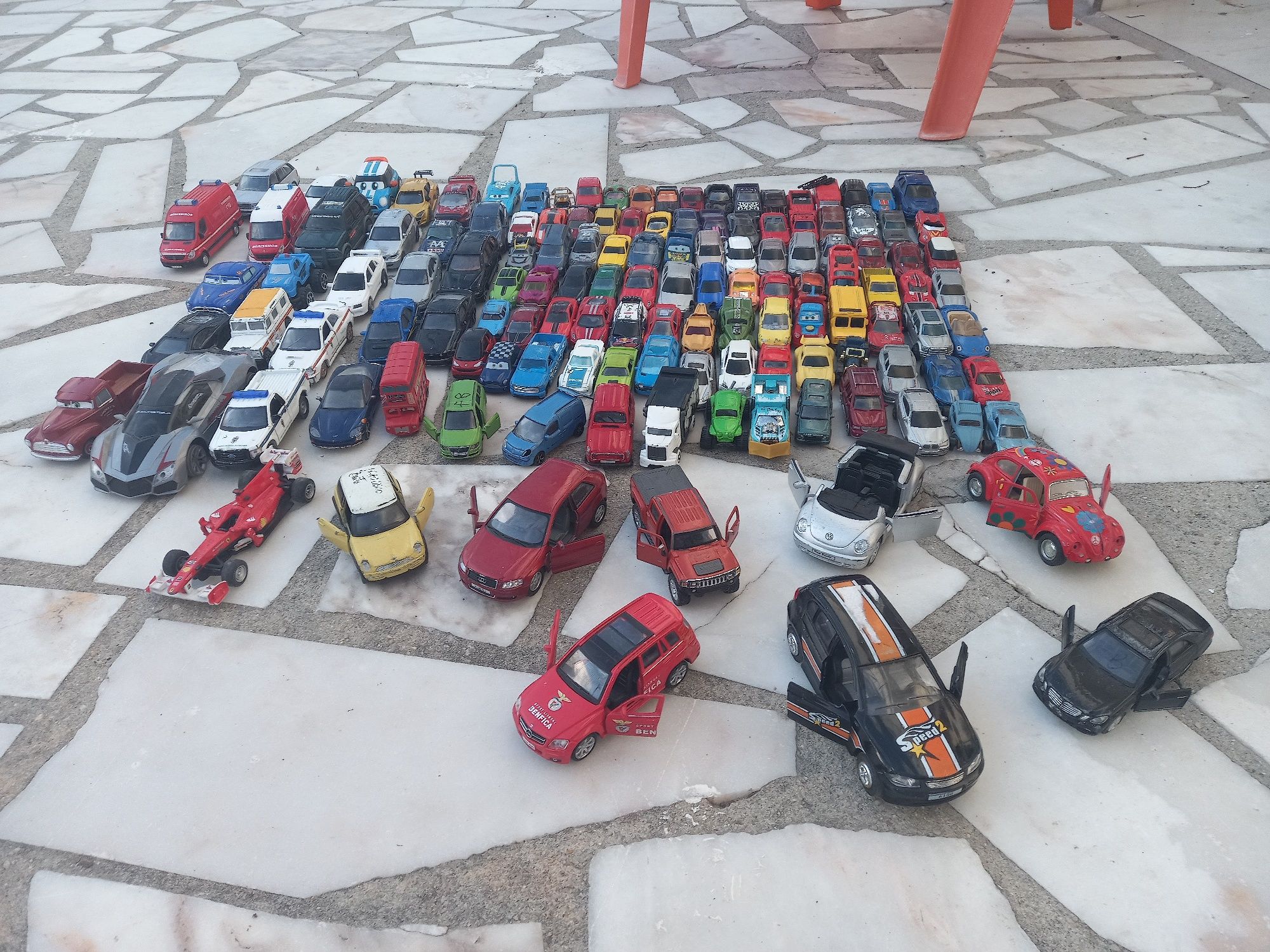 Carros miniatura  (ler descrição)