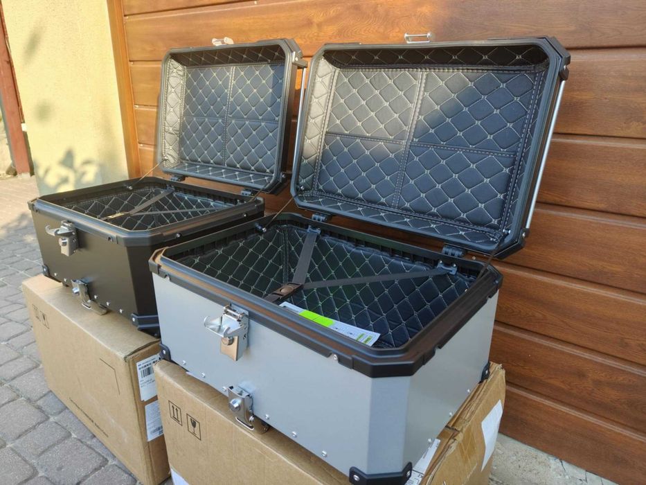 Aluminiowy Kufer motocyklowy centralny 65L na DWA kaski + PŁYTA