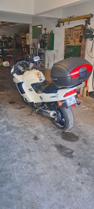 Cbr 1000f ano 1997