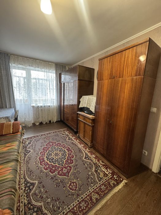 Оренда 2х кім. Центр, по вул. Соборній, меблі та техніка.