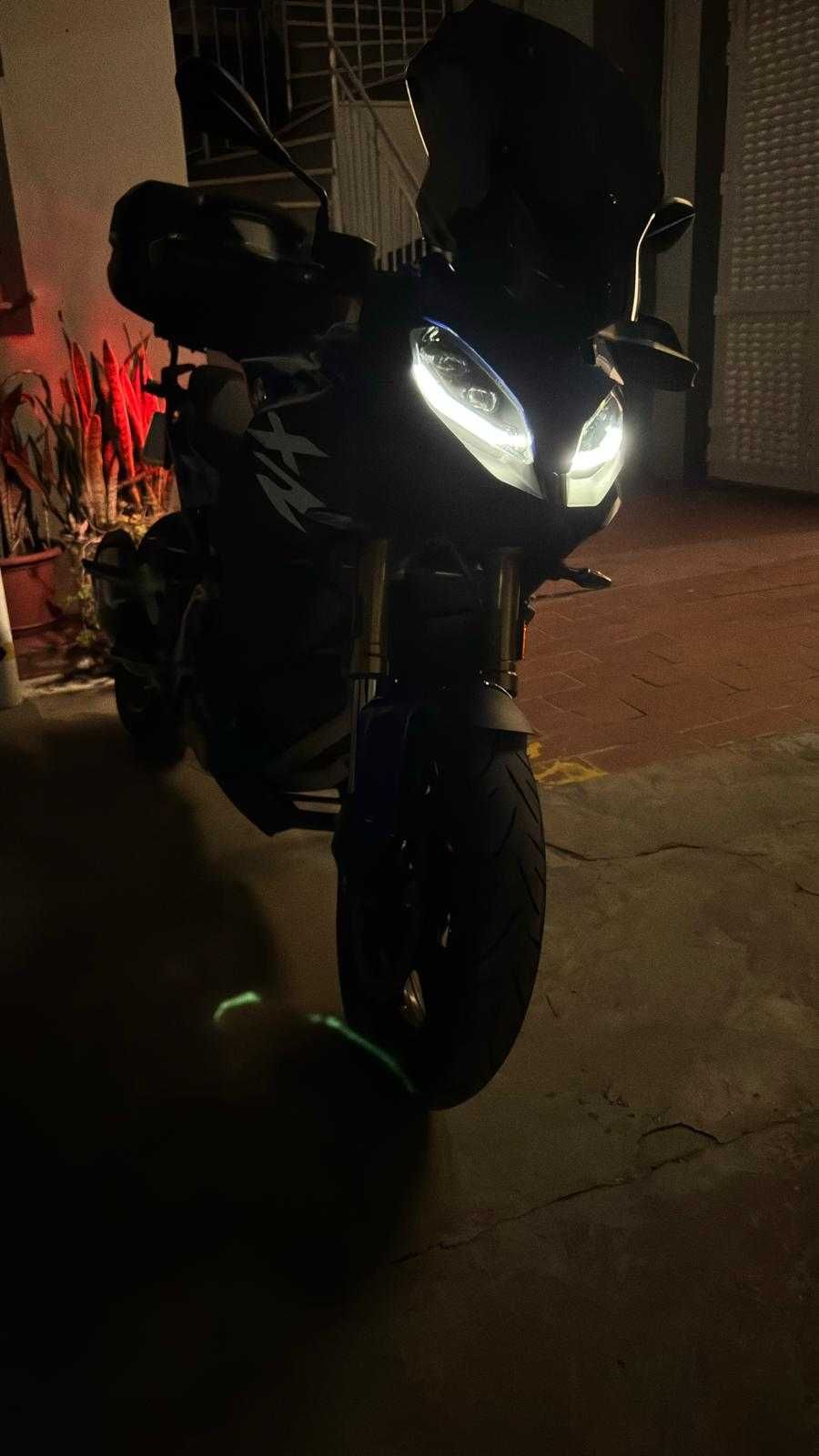 BMW F900XR comfort+ active + dynamic