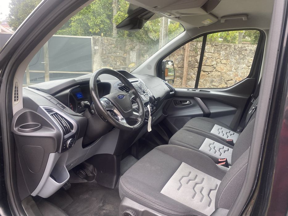 Carrinha ford custom 3lugares