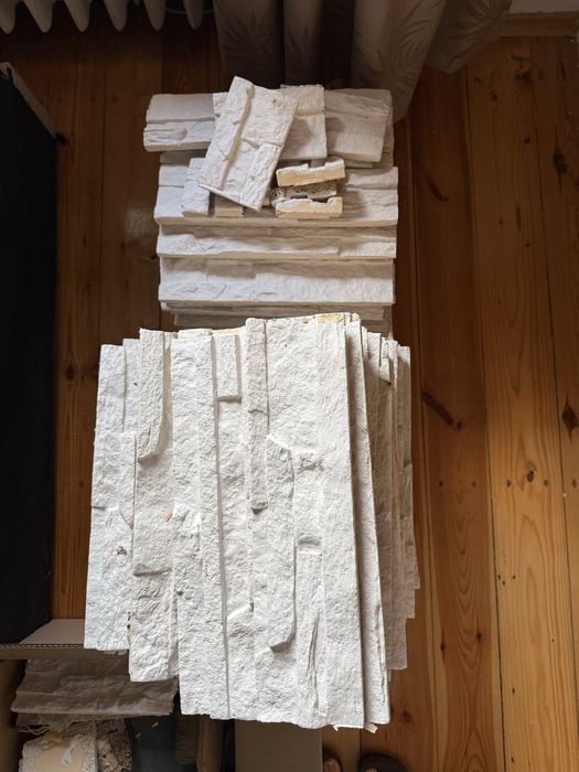 Cegła dekoracyjna biała/kremowa do wnętrz (malowana)