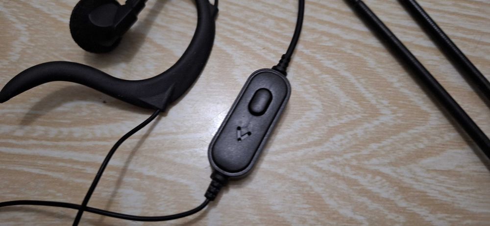 Антенна ABBREE AR-771 для рації Baofeng, або гарнитура