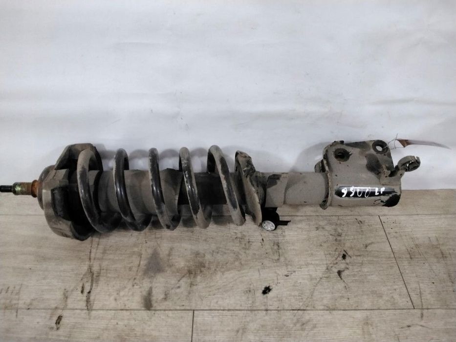 NISSAN PRIMASTAR MCPERSON LEWY