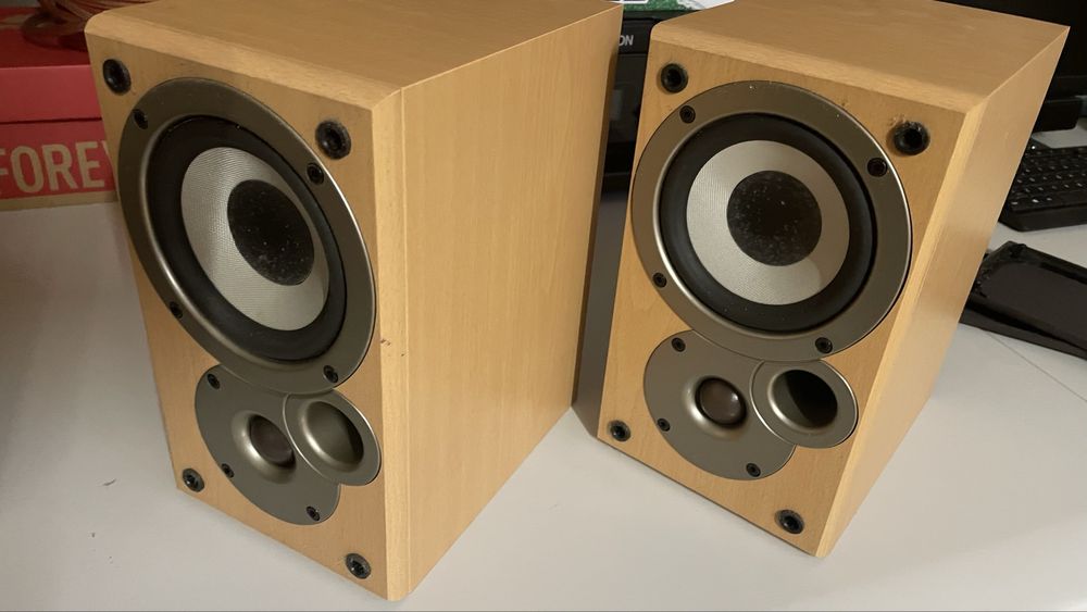 Colunas Denon SC-M50