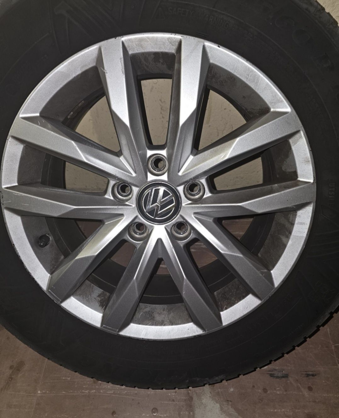 Koła 5x112 VW Passat B8 215/60 R16 Oryginalne Felgi Touran Sharan