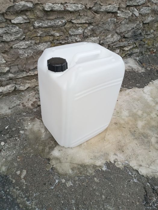 Каністри 20 літрів, каністри пластикові