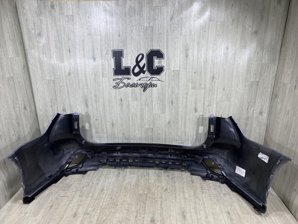 Бампер задний Toyota Highlander 4 / 2019 2020 2021 2022 г./ задній