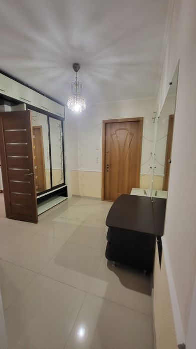 Оренда Центр газ опалення 2 х кімнатна 2 поверх