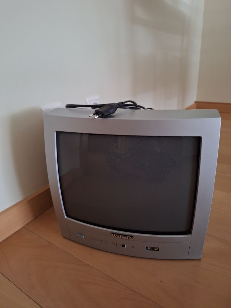 Vendo TV a cores  com 36 cm cor prateada