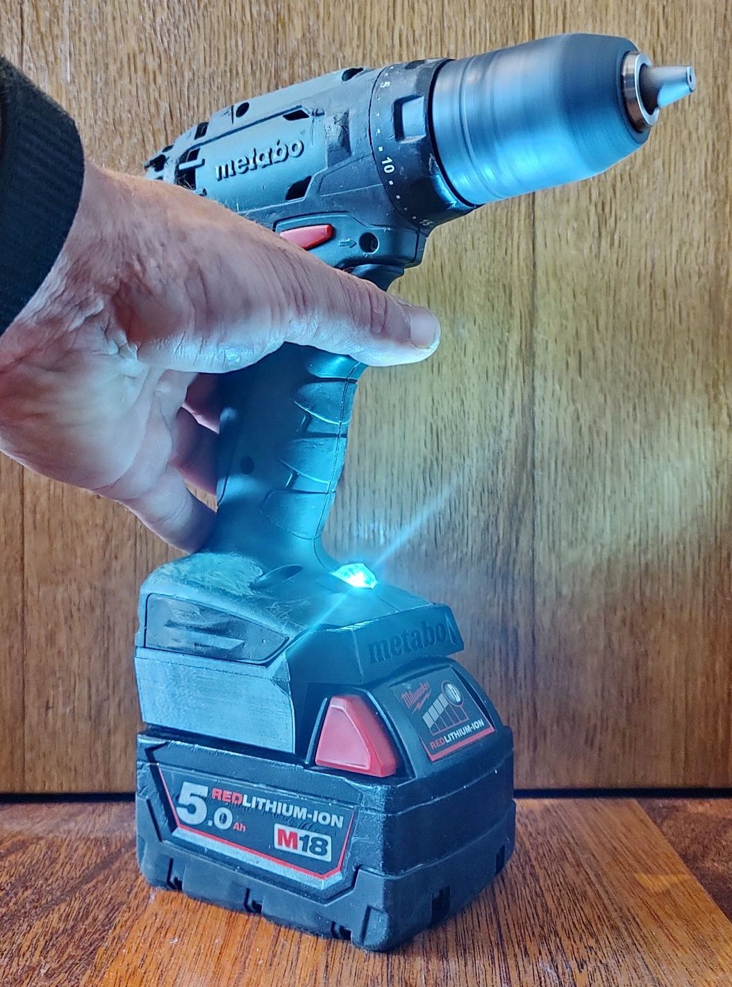 Adapter Metabo CAS na baterie Milwaukee M18