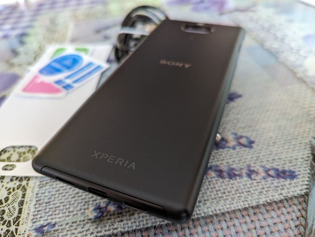 ІДЕАЛ Sony Xperia 10 I4113/2-Sim+CdCard/NFC/3-64Gb/Snapdragon 630