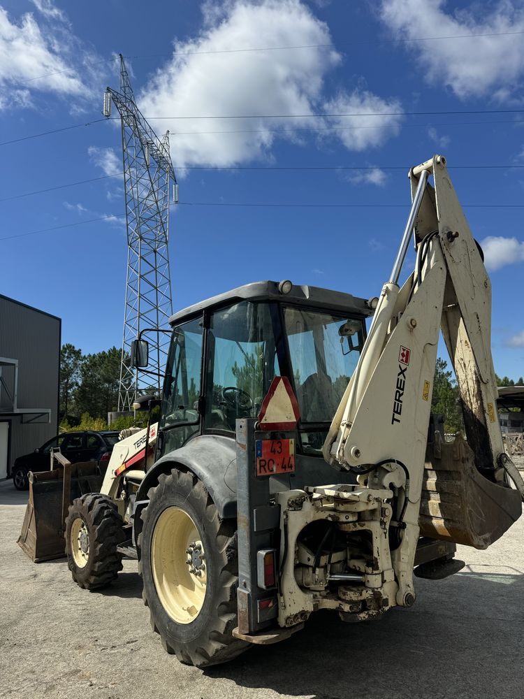 Retroescavadora Terex 860 matriculada