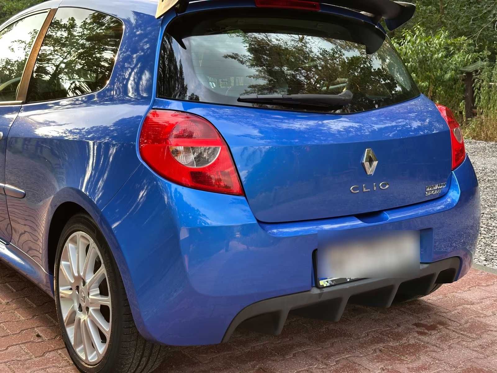 Renault Clio RS 2.0 197KM