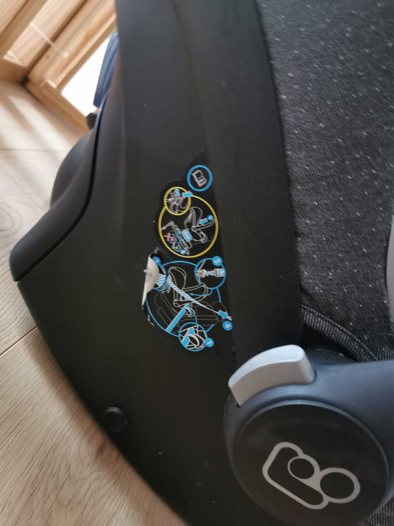 Fotelik nosidełko Maxi Cosi cabrio fix 0-13