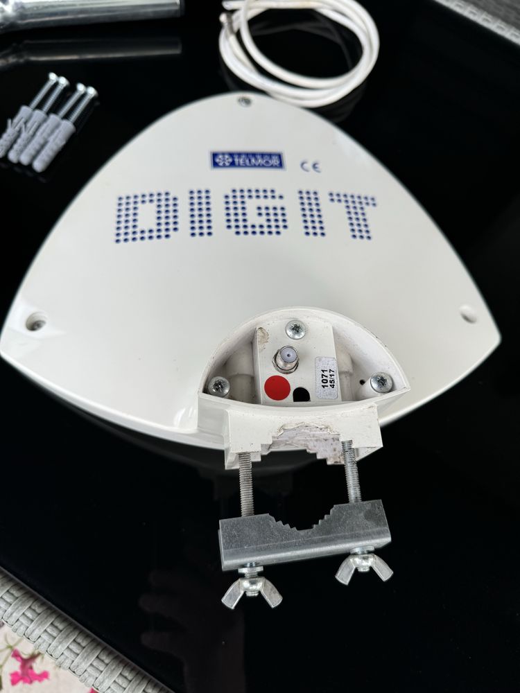 Antena przystosowana do odbioru sygnałów TV analogowych i cyfrowych