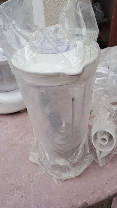 НОВЫЙ Німецький кухонний комбаїн в повній комплектації