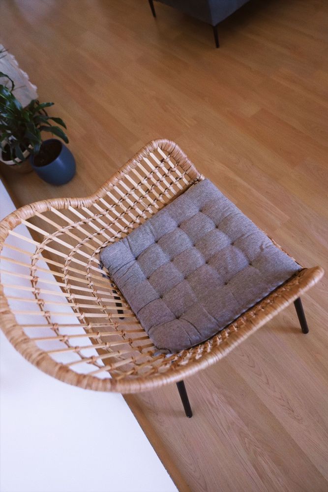 Cadeiras Ikea com almofada (valor por 4 un).