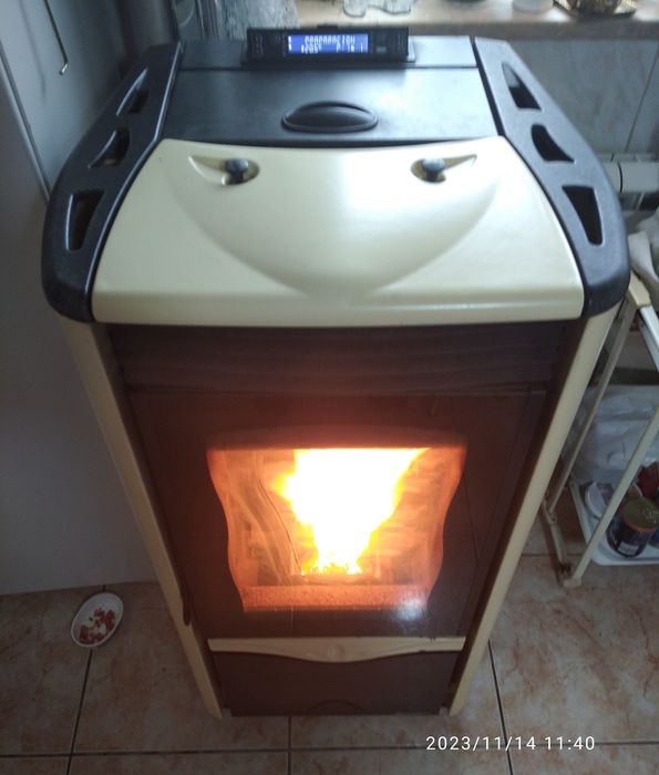 Estufa de aquecimento central  .