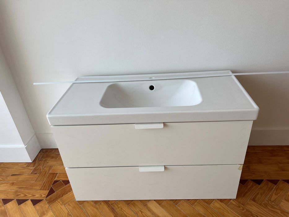 Lavatorio de casa de banho do ikea tannforsen/orrsjon.