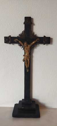 Crucifixo madeira Medieval Antigo