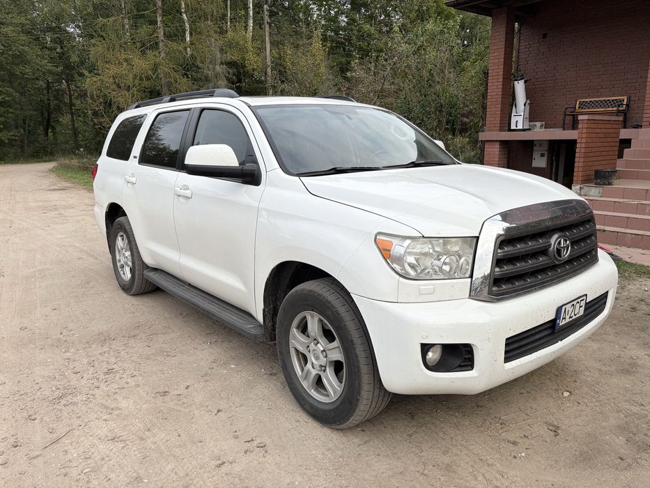 Toyota Sequoia stan bardzo dobry