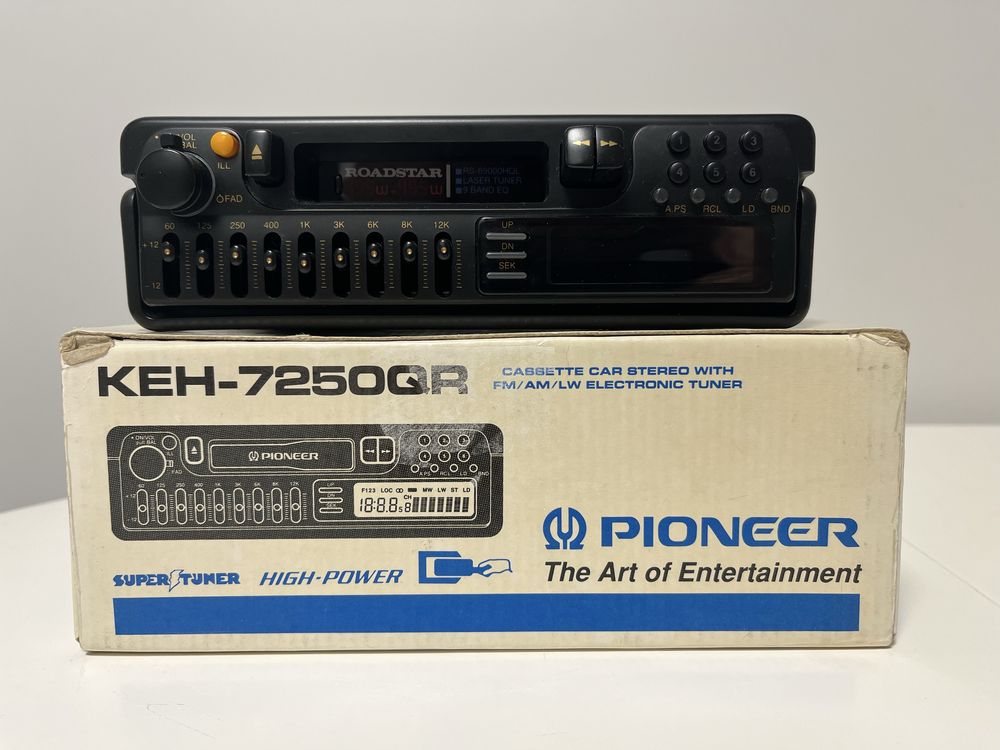 Pioneer KEH-7250QR Roadstar Japan.