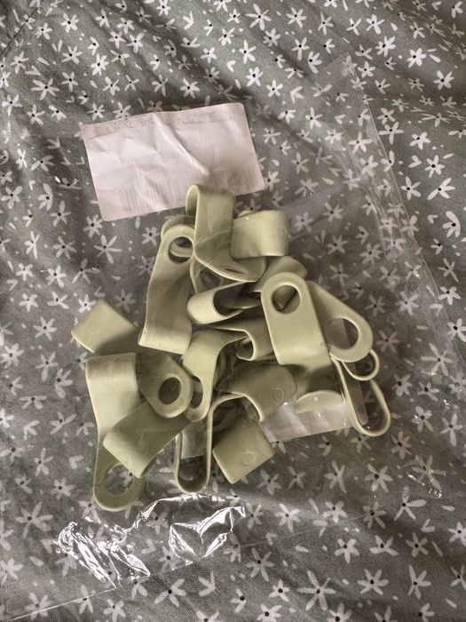 Haczyki do wieszakow na ubrania