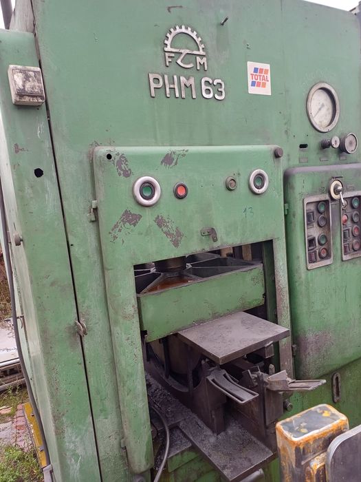 Prasa hydrauliczna 63 tony i druga 100 ton