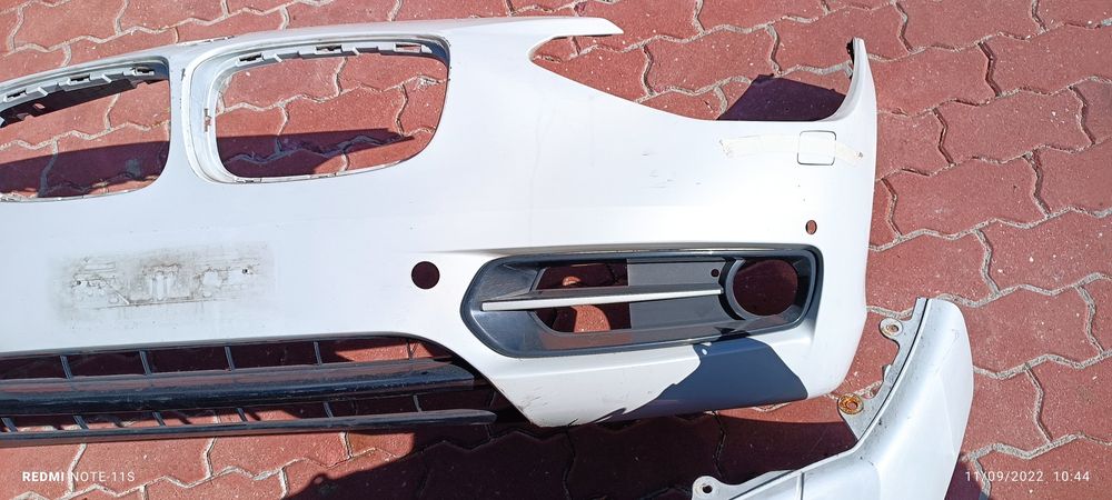 Para-choques da frente e de trás 2016e tenho um farol do lado esquerdo