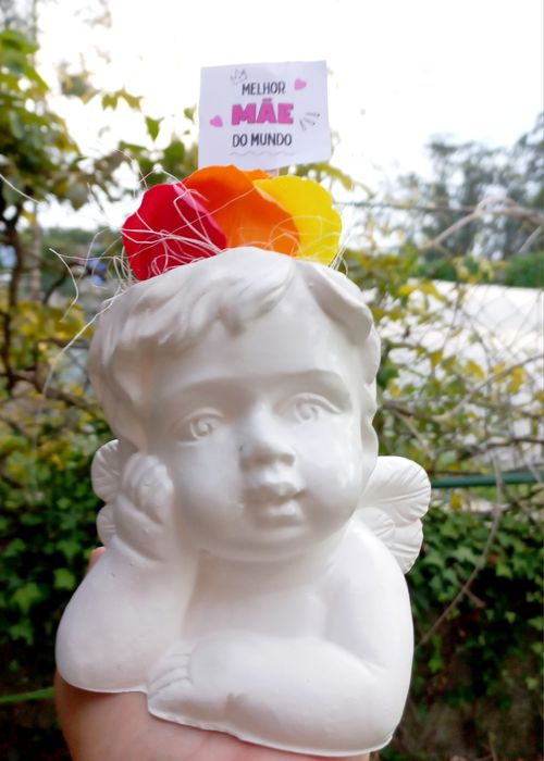Anjo protector em gesso