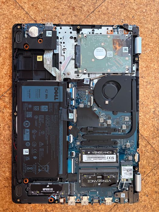 Dell Inspiron 14 3480 – i5 8ª Gen, 16 GB RAM, SSD 500 GB + HD 1 TB