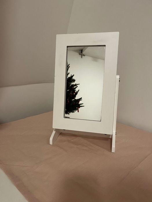 Szkatułka na biżuterię lusterko